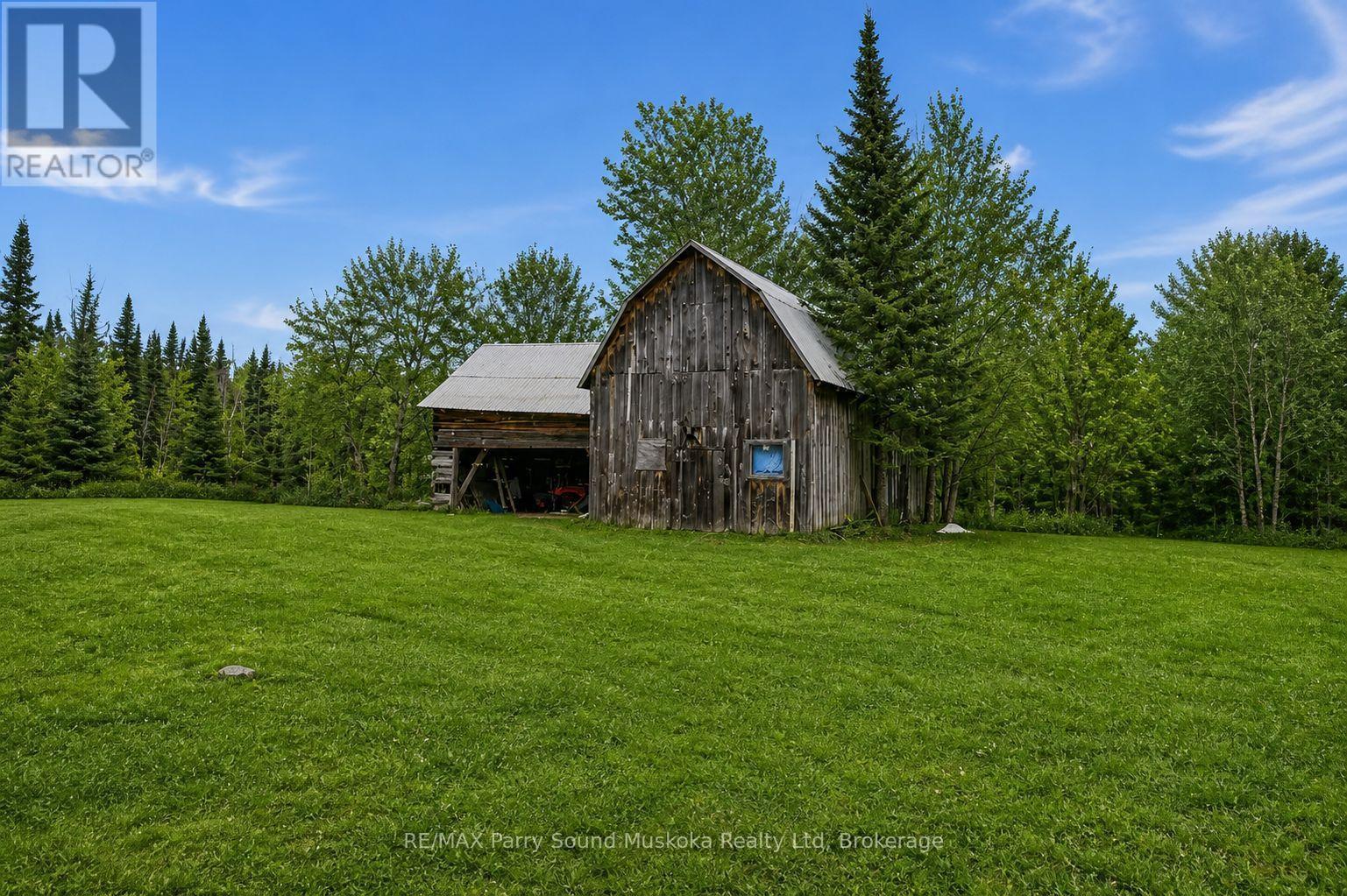 132 Lawson Drive, Kearney, ON - Outdoor