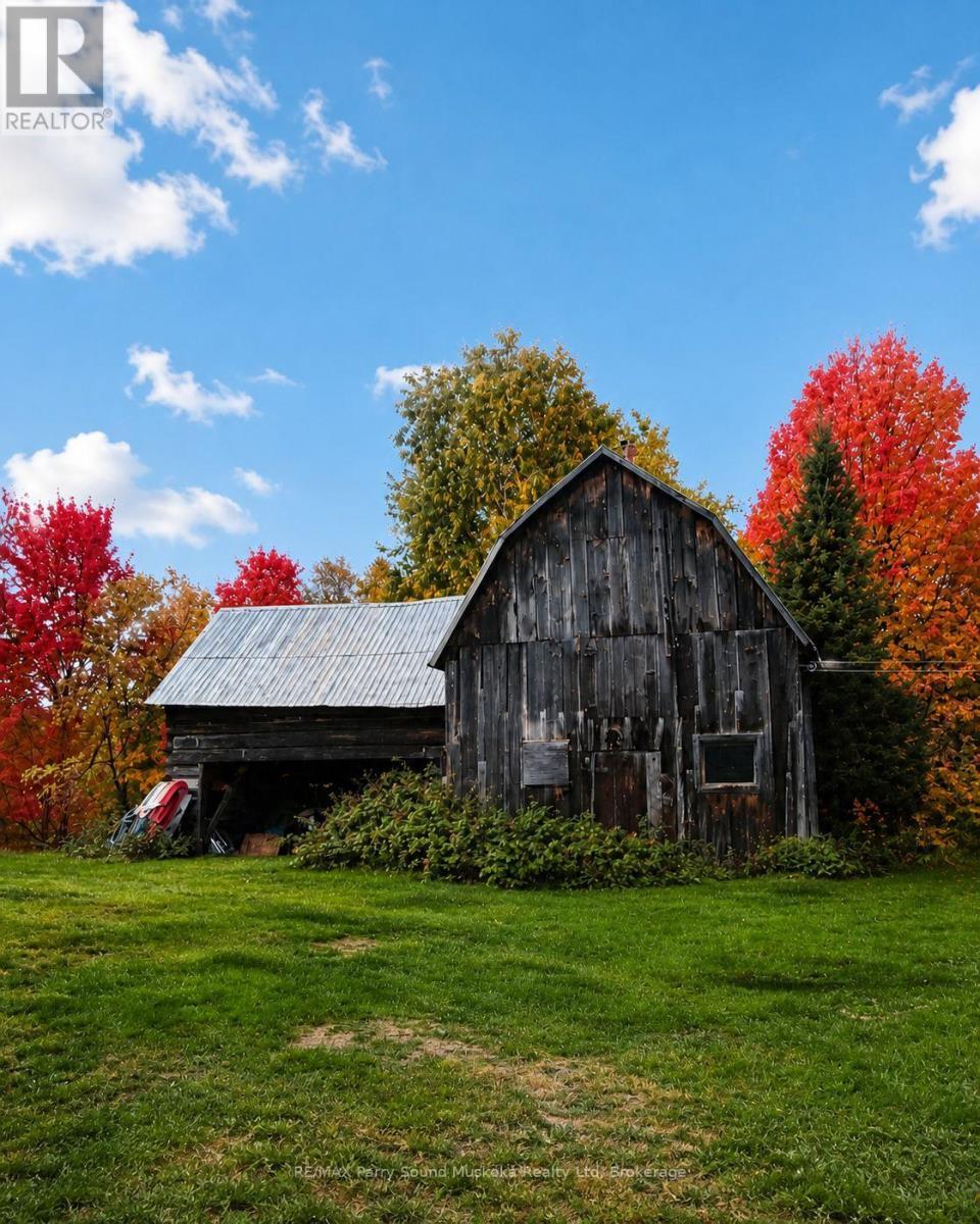 132 Lawson Drive, Kearney, ON - Outdoor