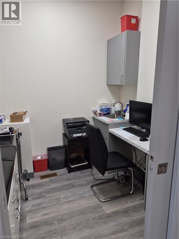 595 Barton Street E Unit# 2, Hamilton, ON