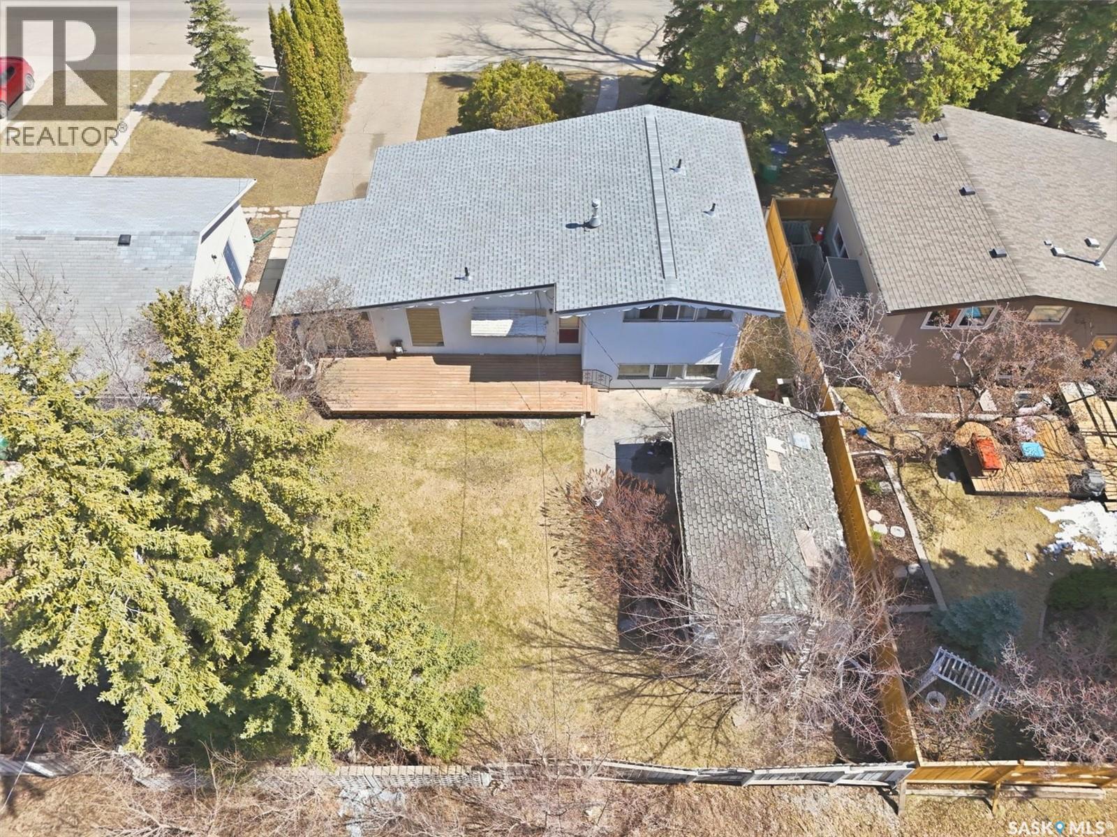 706 Arlington Avenue, Saskatoon, SK - Outdoor With Deck Patio Veranda