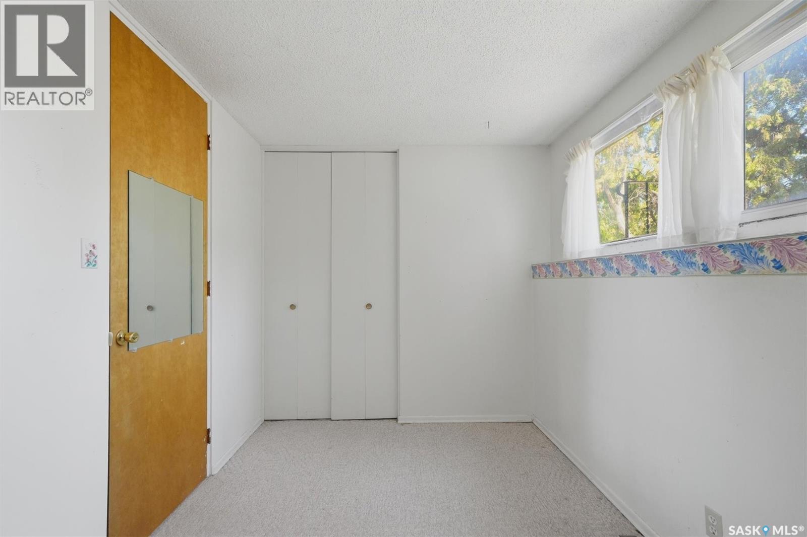 706 Arlington Avenue, Saskatoon, SK - Indoor Photo Showing Other Room