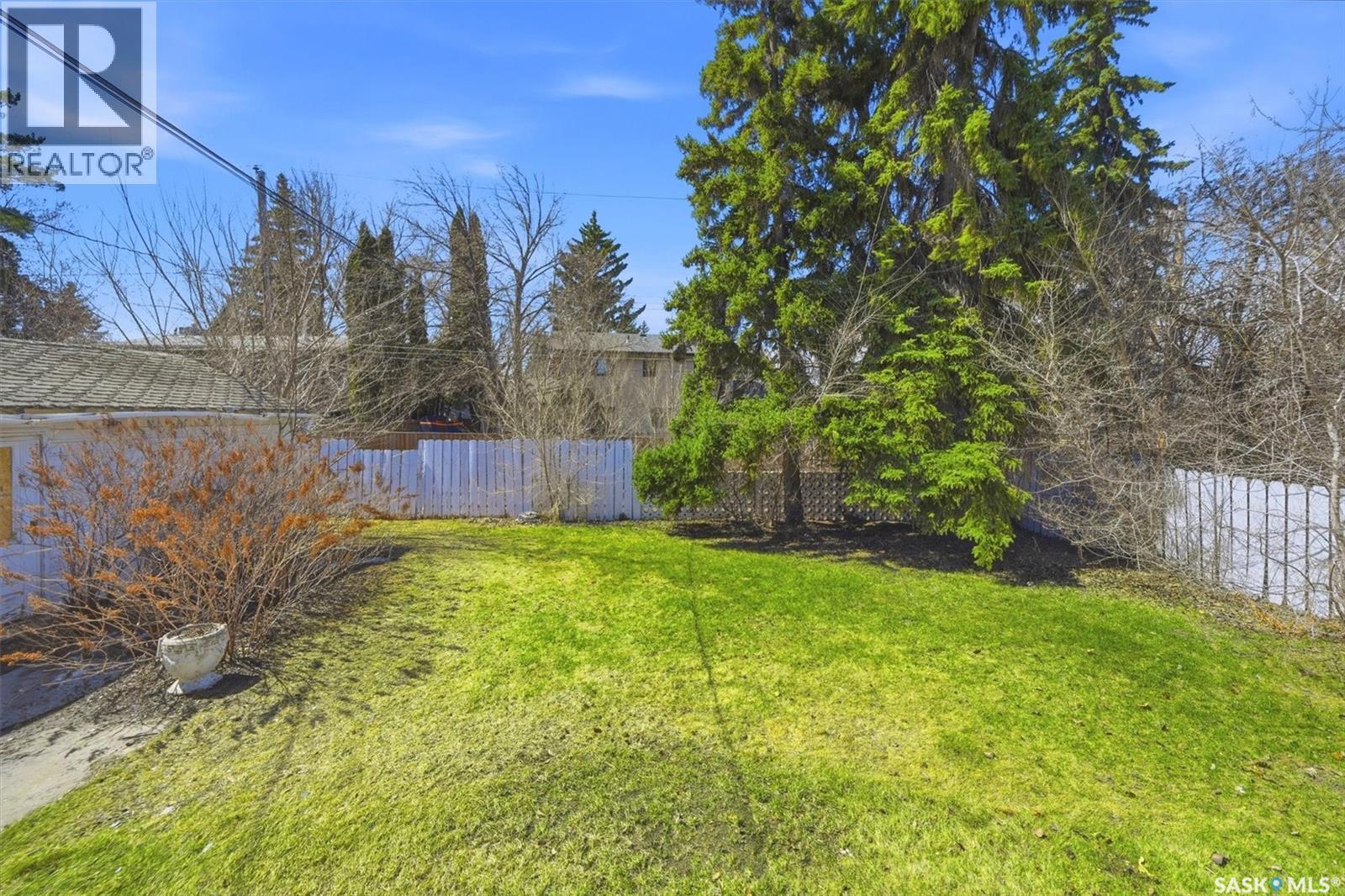 706 Arlington Avenue, Saskatoon, SK - Outdoor