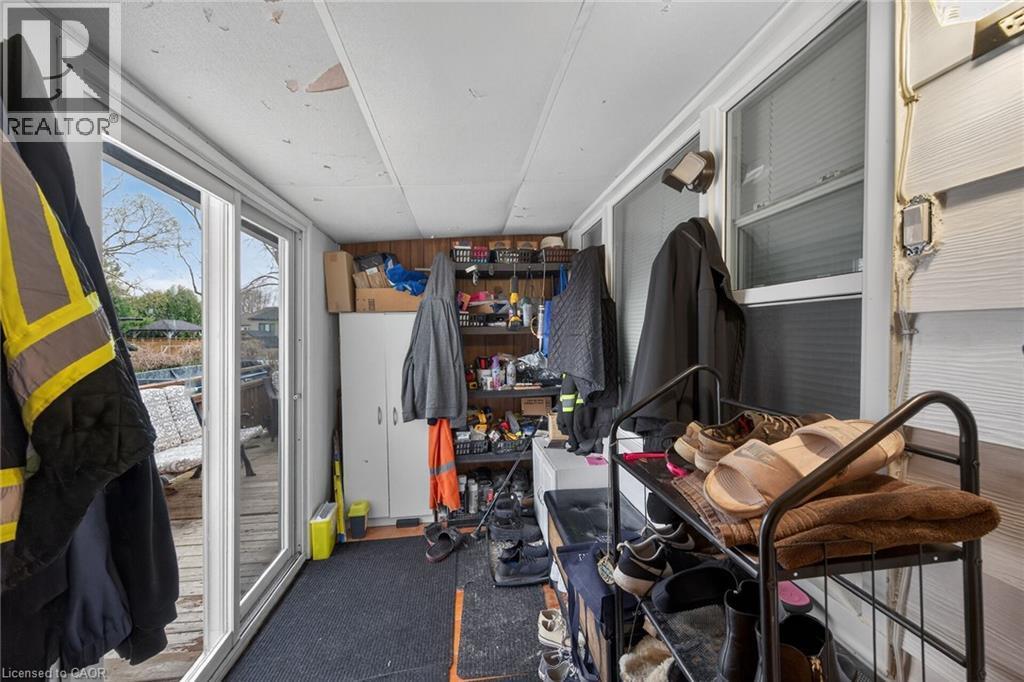 186 Seneca Avenue, Hamilton, ON - Indoor