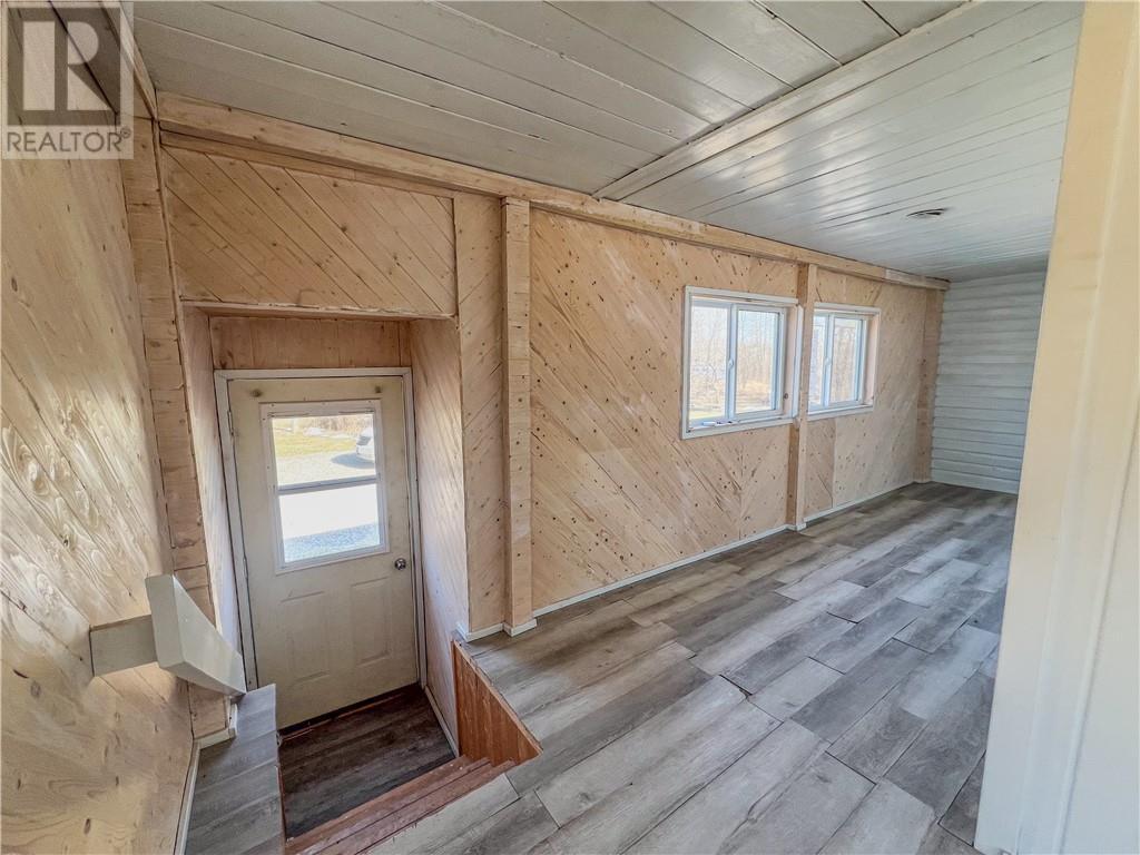 100 Highway 17, Spanish, ON - Indoor Photo Showing Other Room
