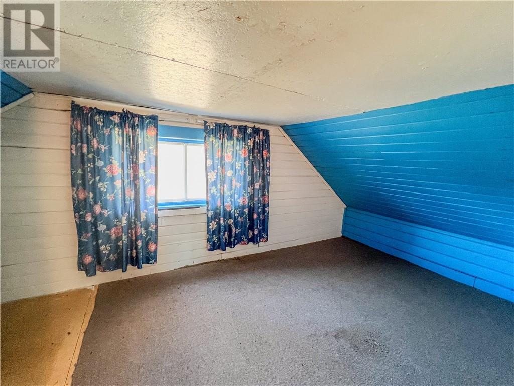 100 Highway 17, Spanish, ON - Indoor Photo Showing Other Room
