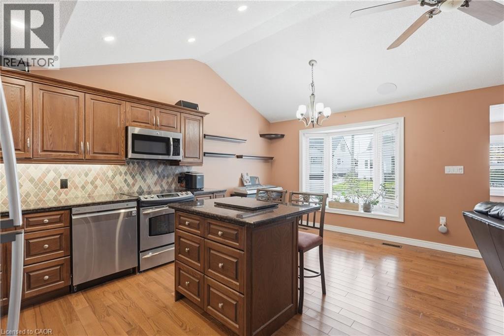 44 Selkirk Avenue, Hamilton, ON - Indoor Photo Showing Kitchen With Stainless Steel Kitchen