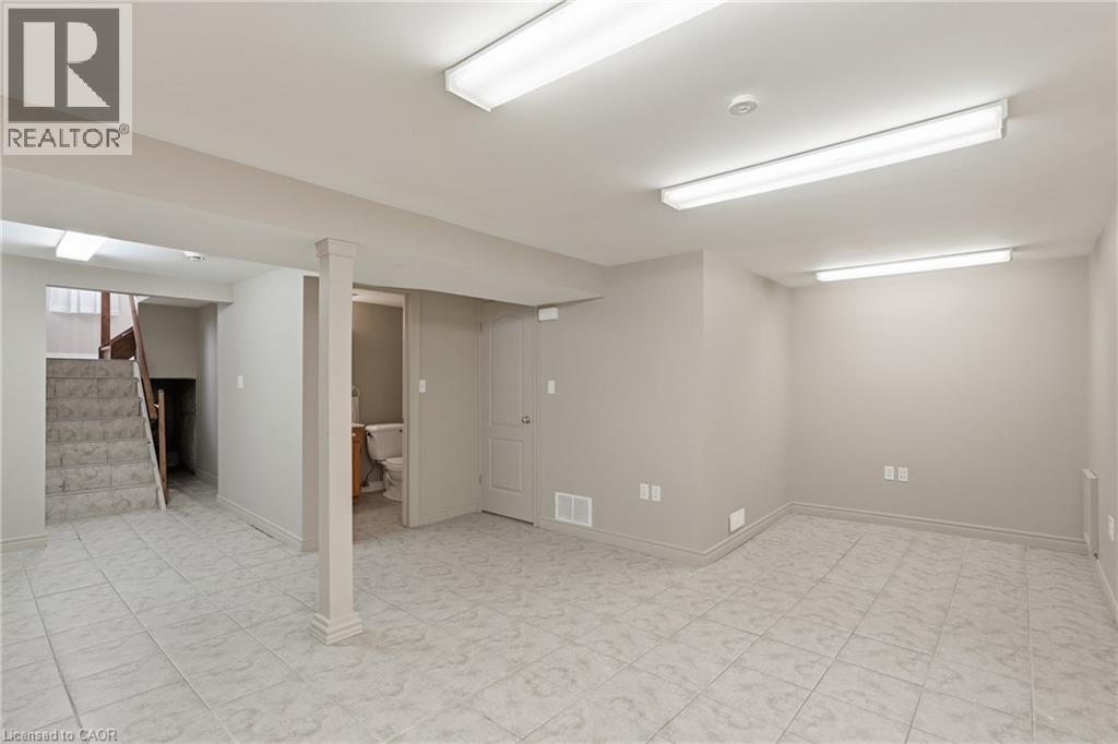 44 Selkirk Avenue, Hamilton, ON - Indoor