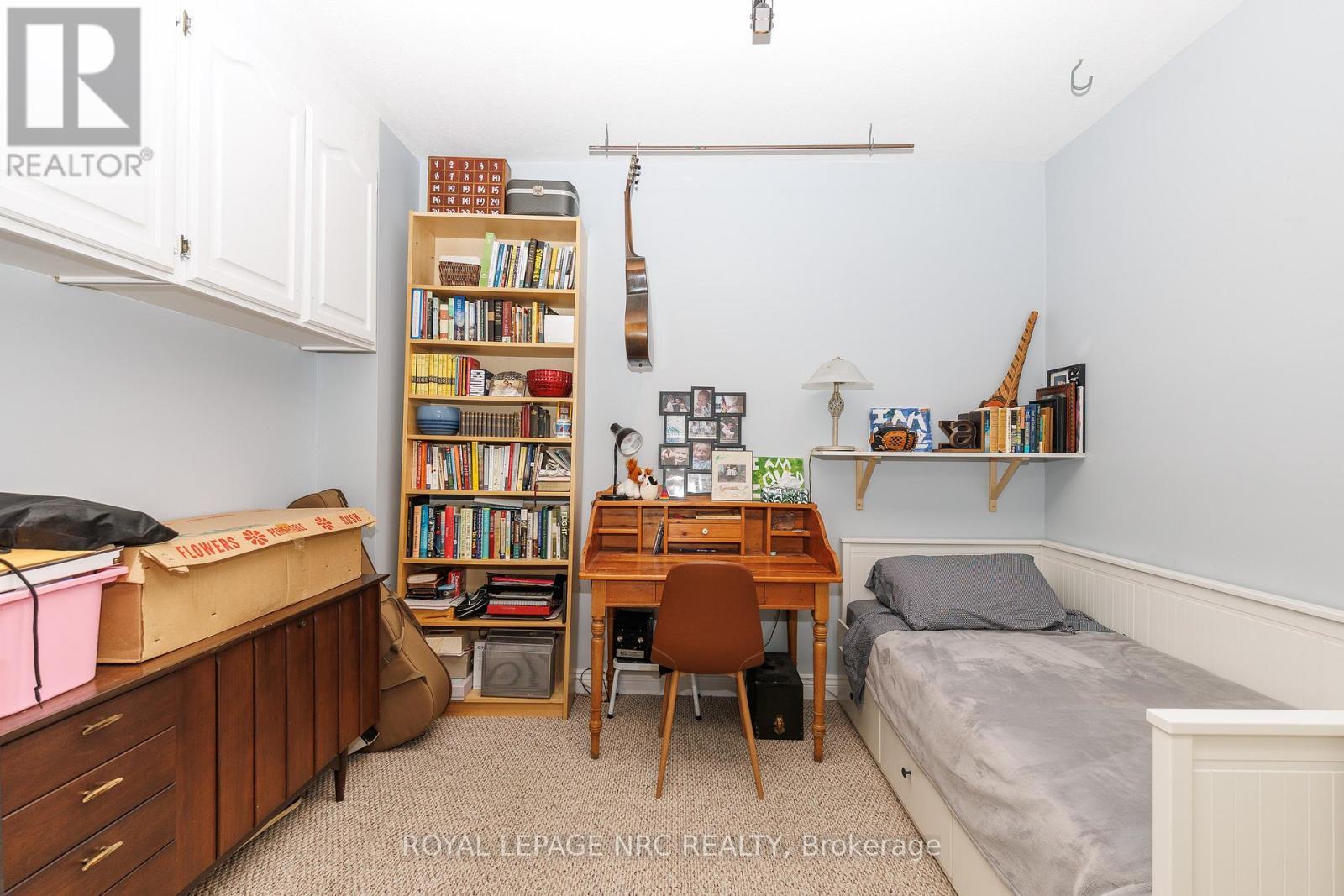 64 - 77 Linwell Road, St. Catharines (Lakeport), ON - Indoor