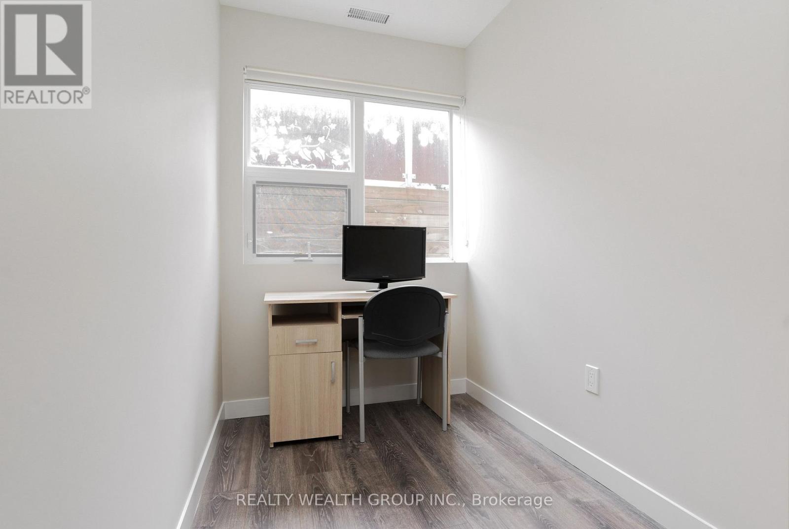 113 - 288 Albert Street, Waterloo, ON - Indoor Photo Showing Office