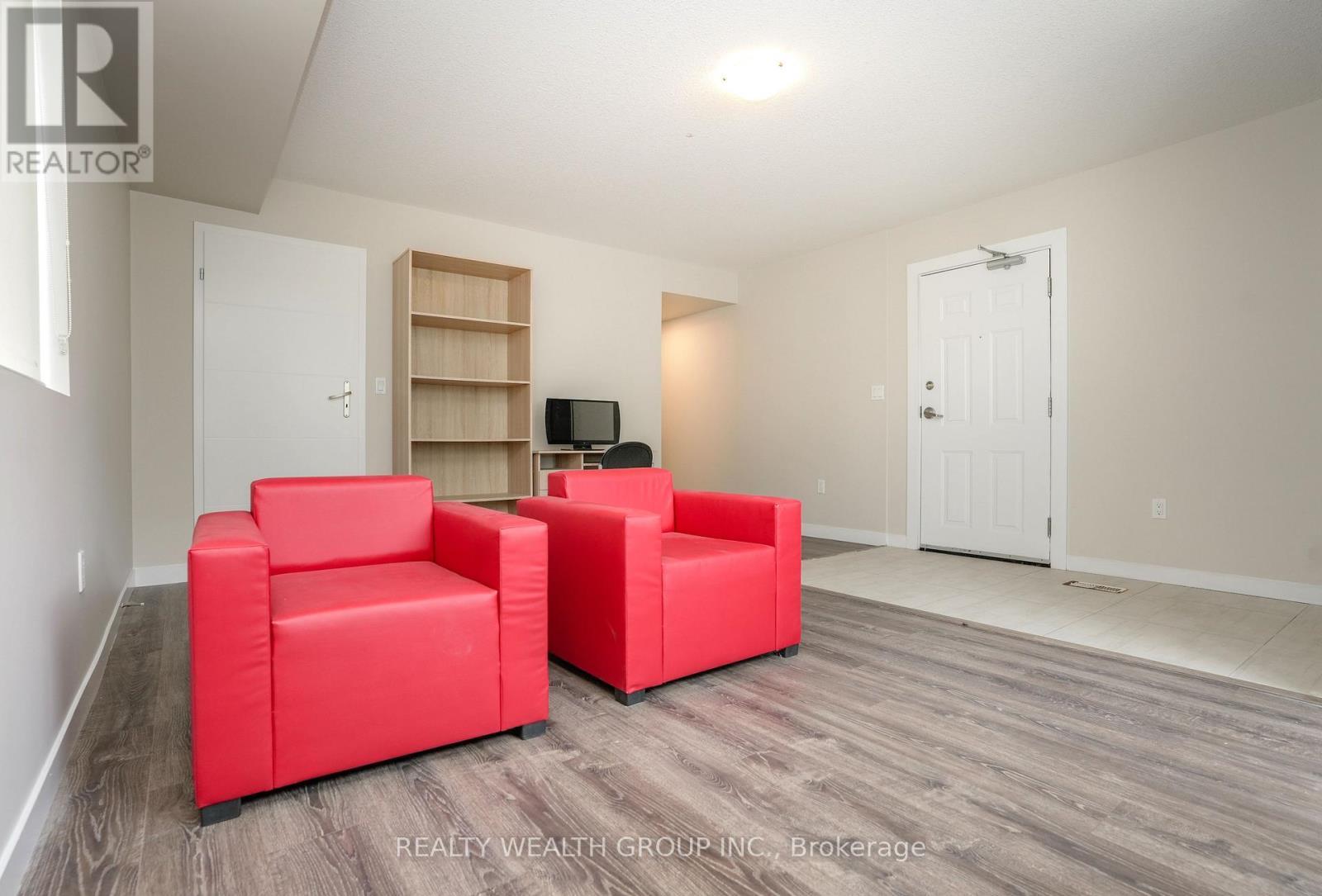 113 - 288 Albert Street, Waterloo, ON - Indoor