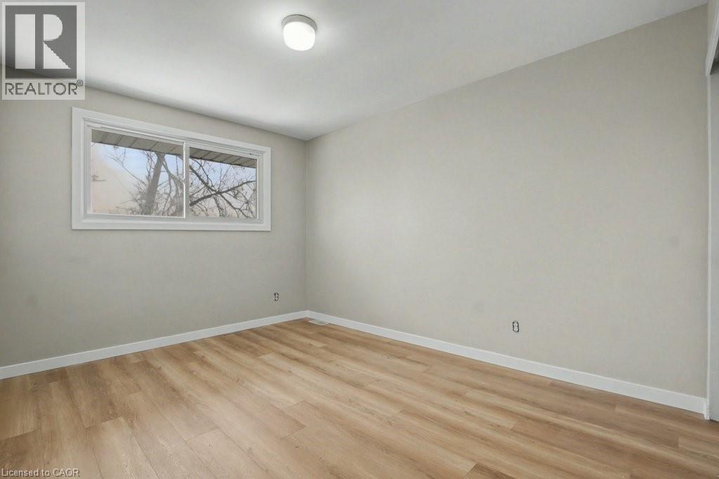 104 Ralgreen Crescent, Kitchener, ON - Indoor Photo Showing Other Room