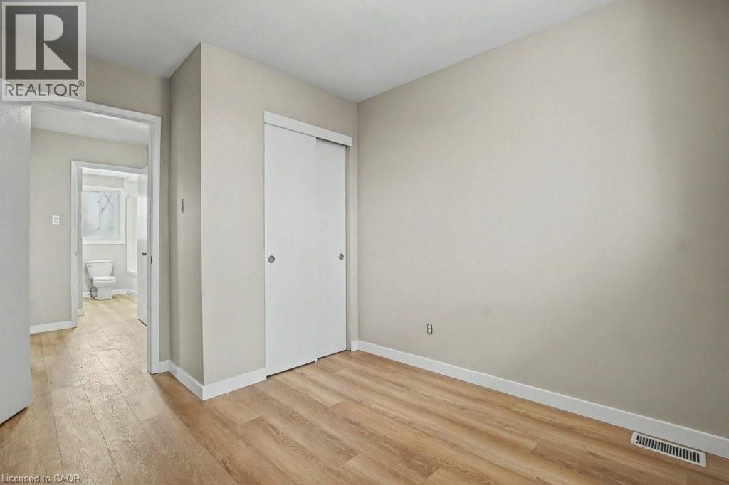 104 Ralgreen Crescent, Kitchener, ON - Indoor Photo Showing Other Room