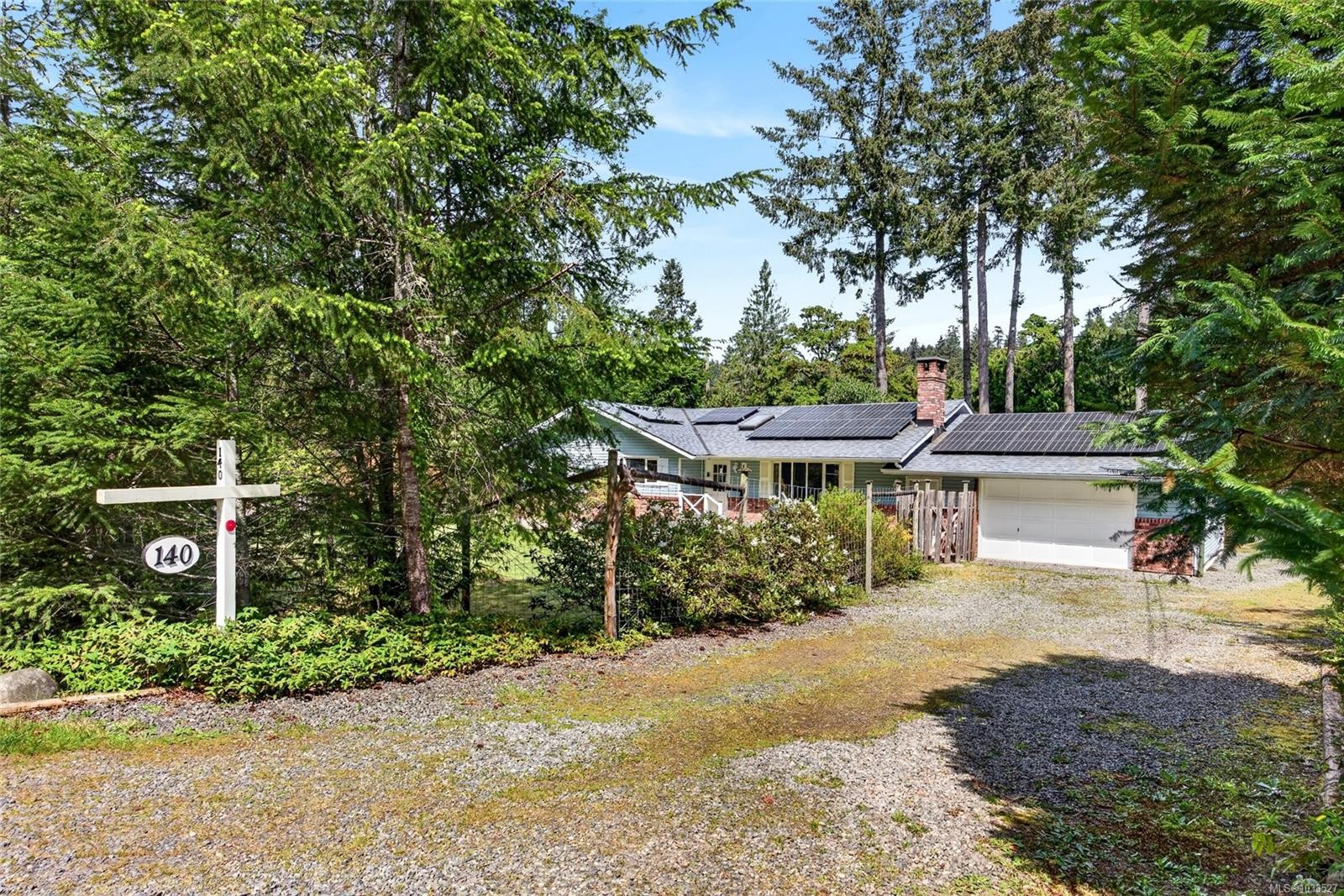 140 Quarry Dr, Salt Spring, BC