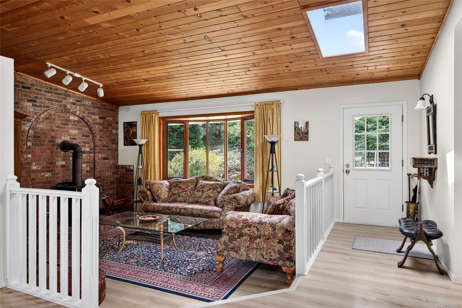 140 Quarry Dr, Salt Spring, BC