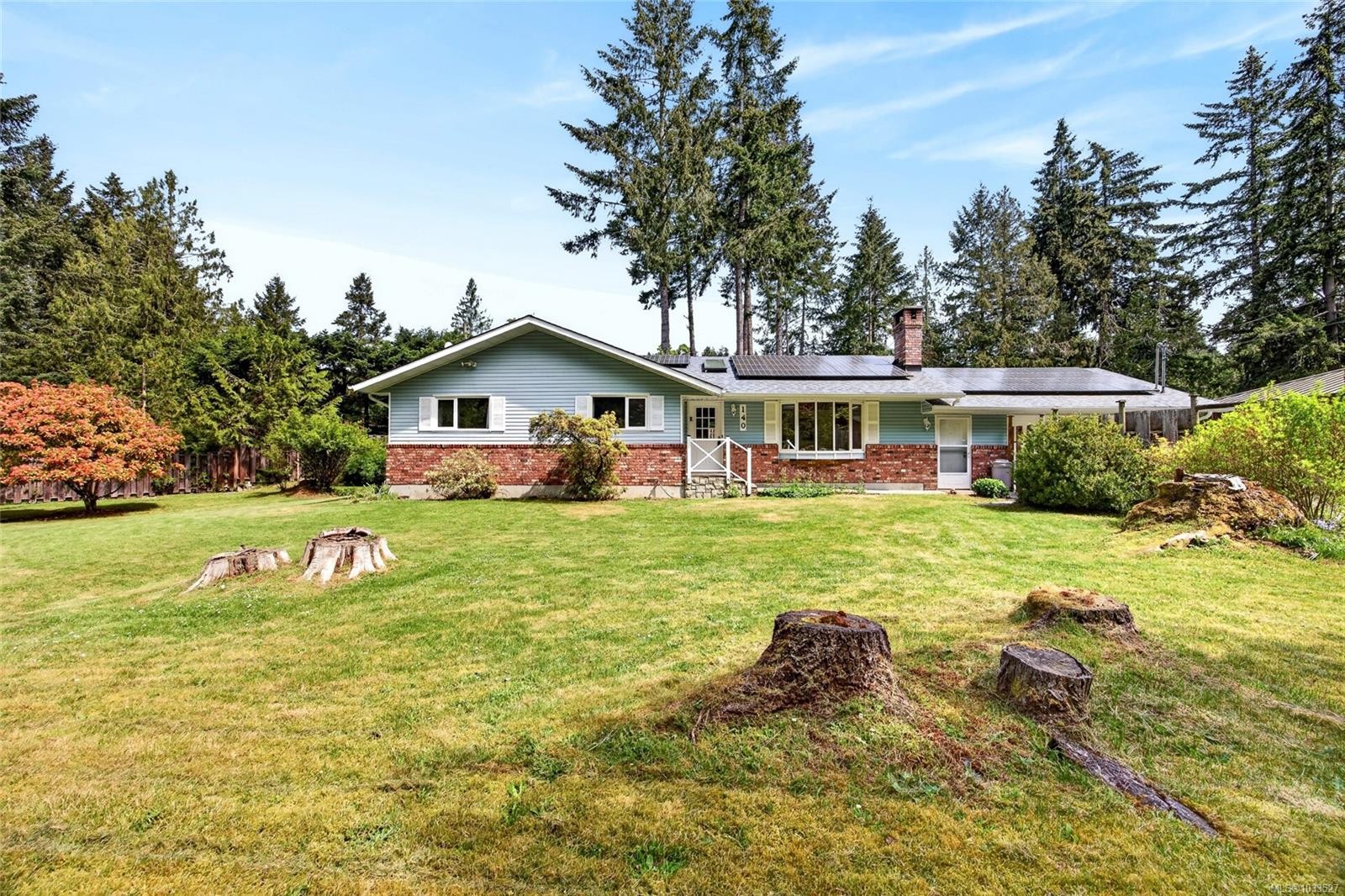 140 Quarry Dr, Salt Spring, BC