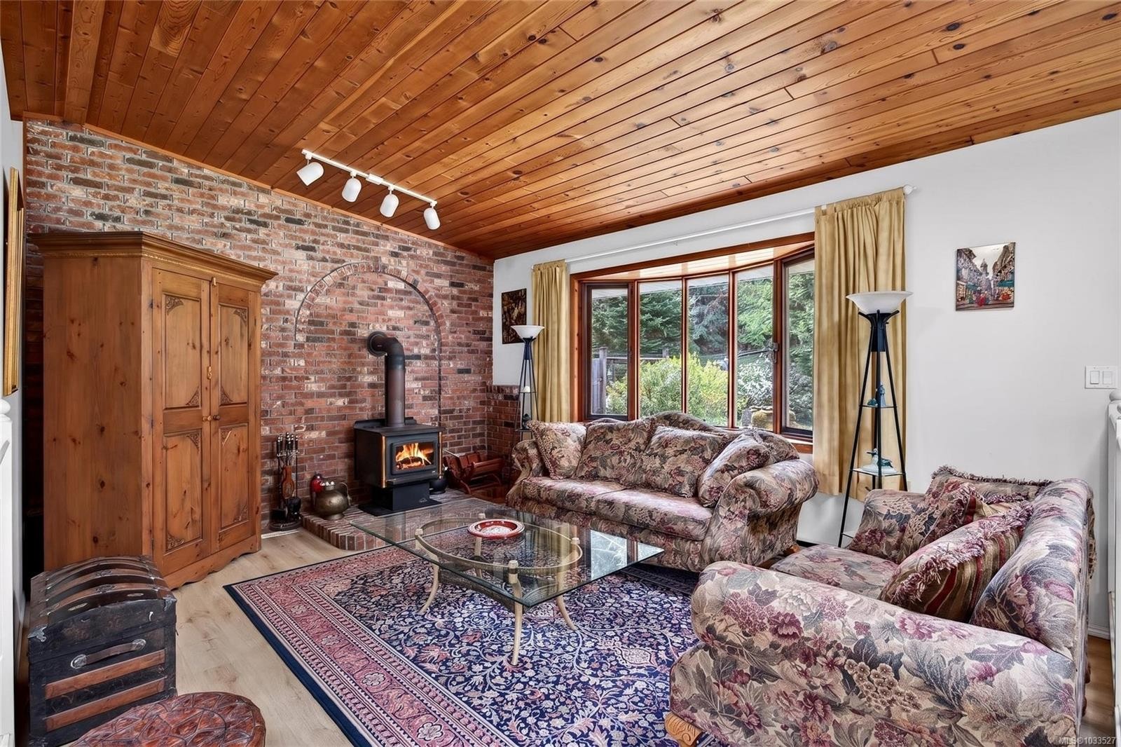 140 Quarry Dr, Salt Spring, BC