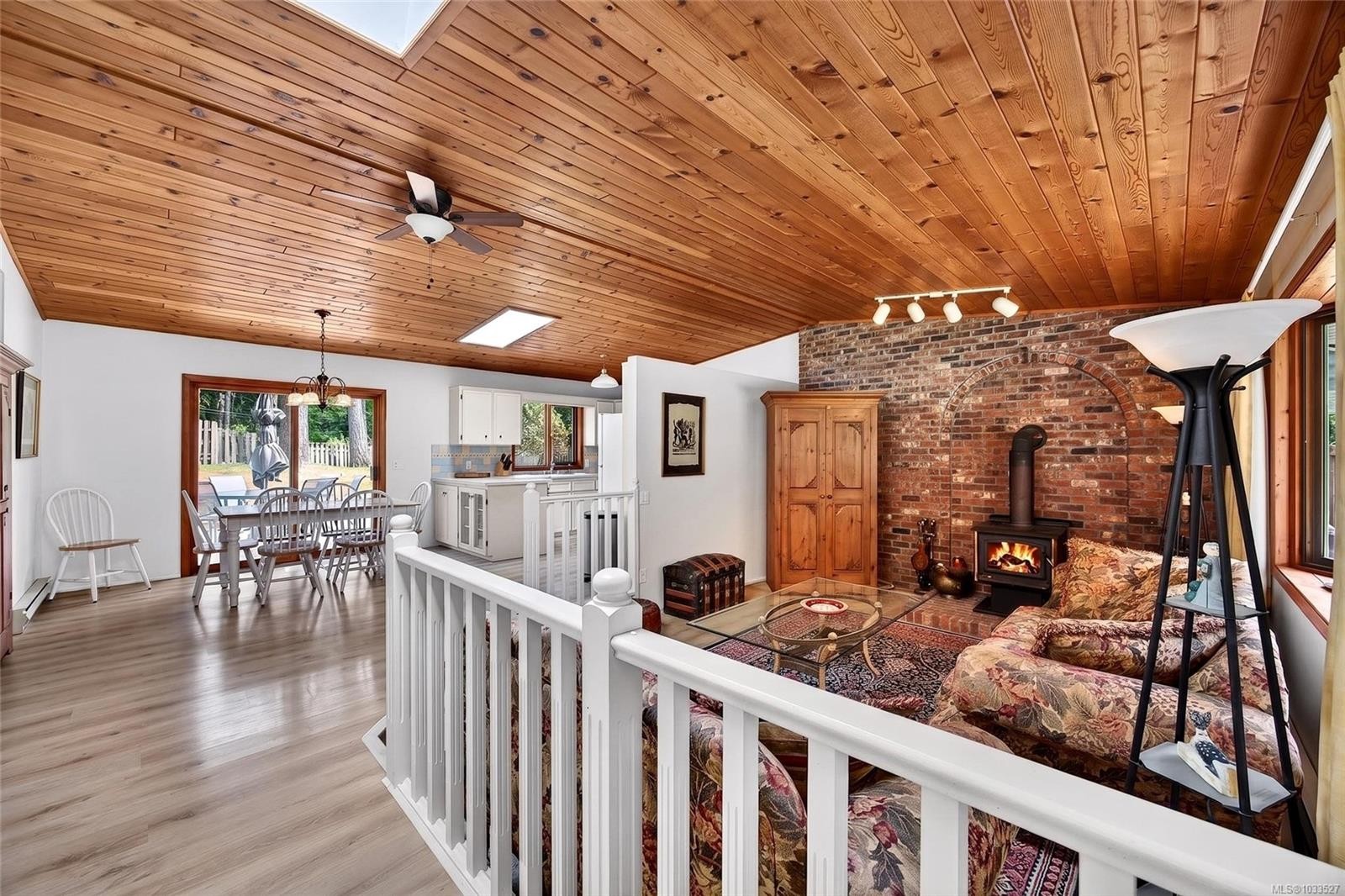 140 Quarry Dr, Salt Spring, BC