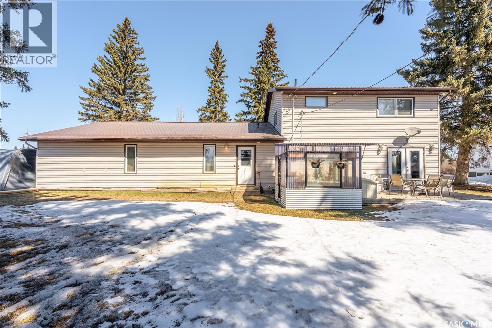 149 2Nd Avenue S, Pierceland, SK - Outdoor