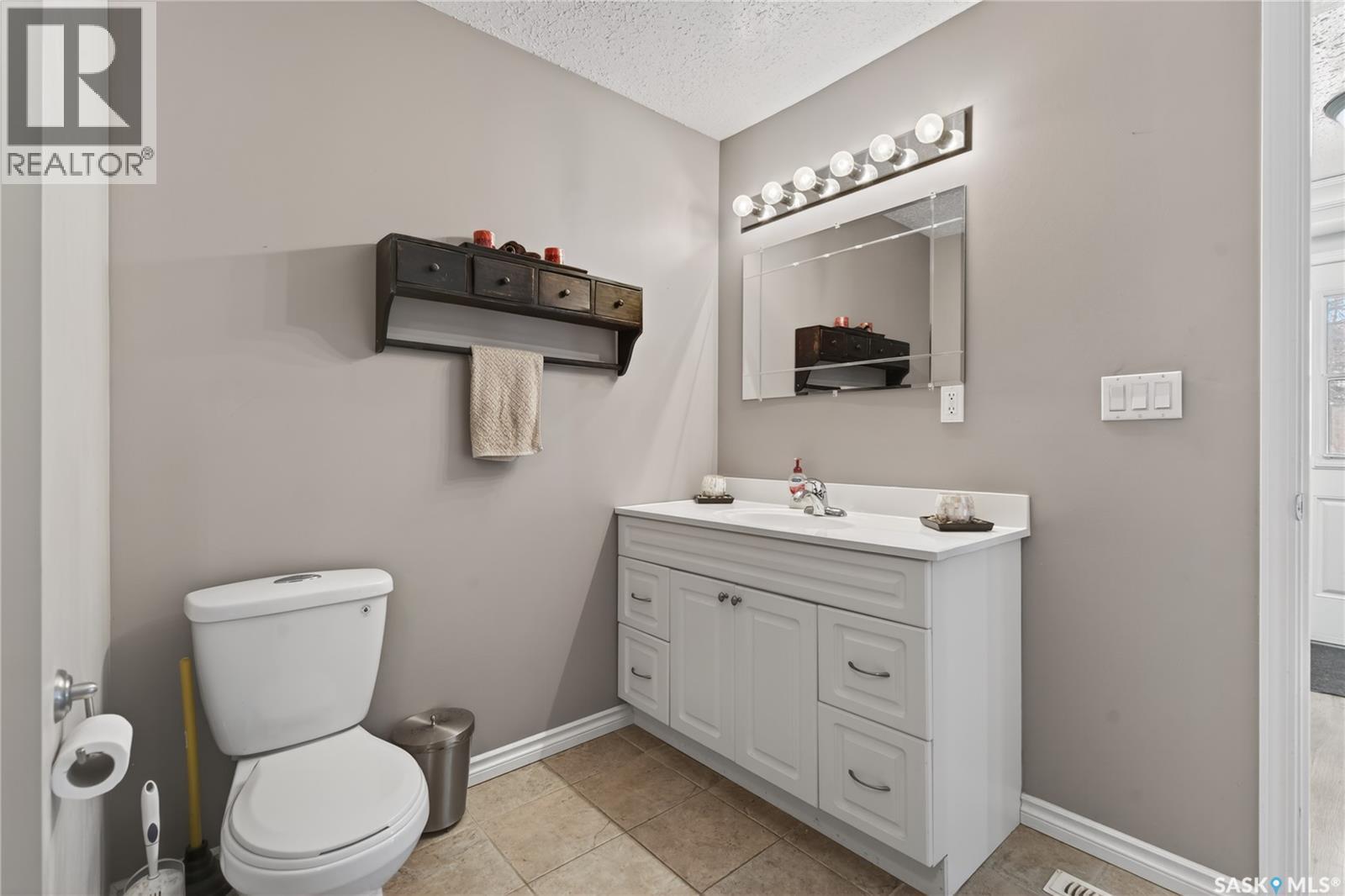 149 2Nd Avenue S, Pierceland, SK - Indoor Photo Showing Bathroom