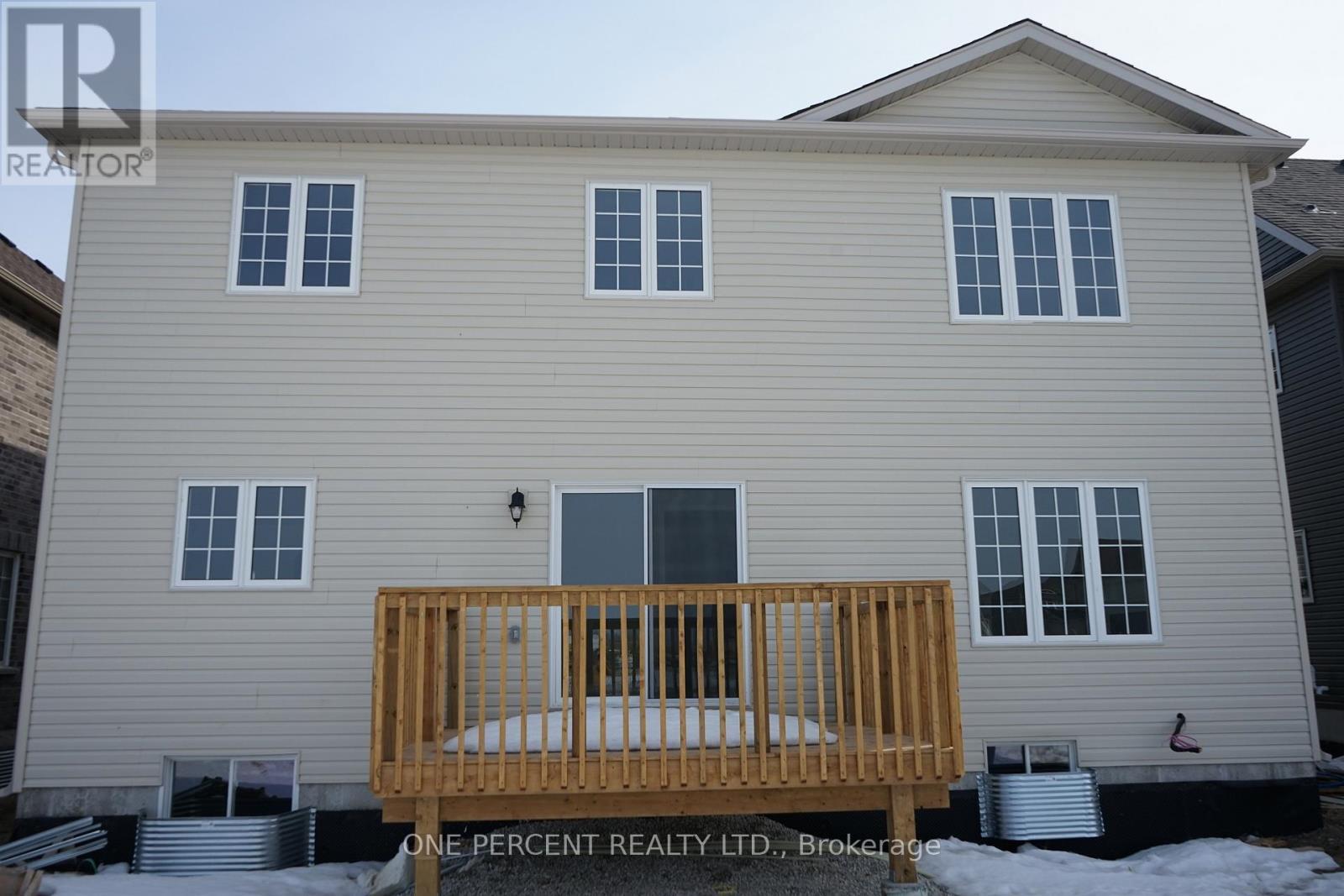 Backyard - 262 Springfield Crescent, Clearview (Stayner), ON - Outdoor With Exterior