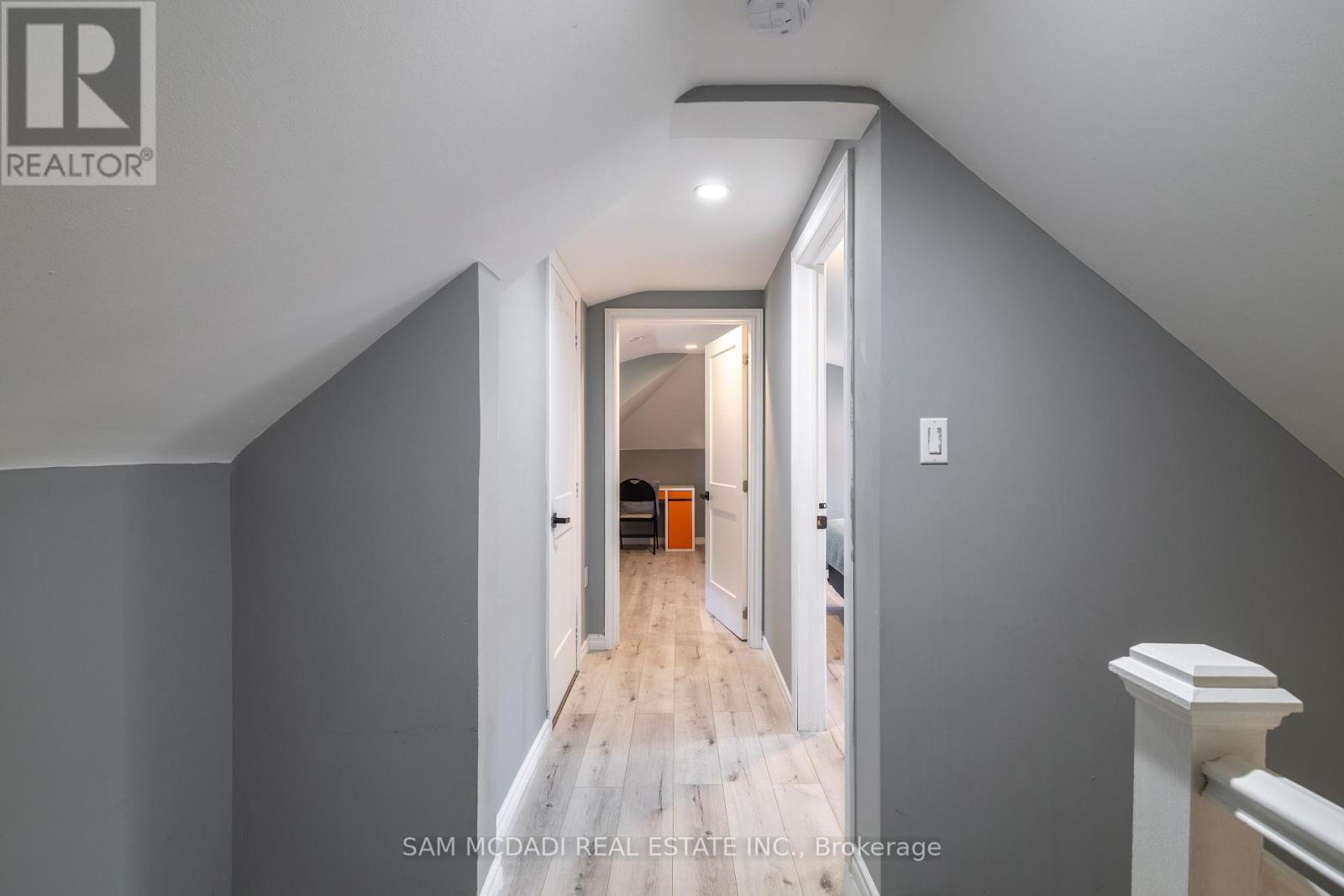 55 Allan Avenue, Hamilton, ON - Indoor Photo Showing Other Room