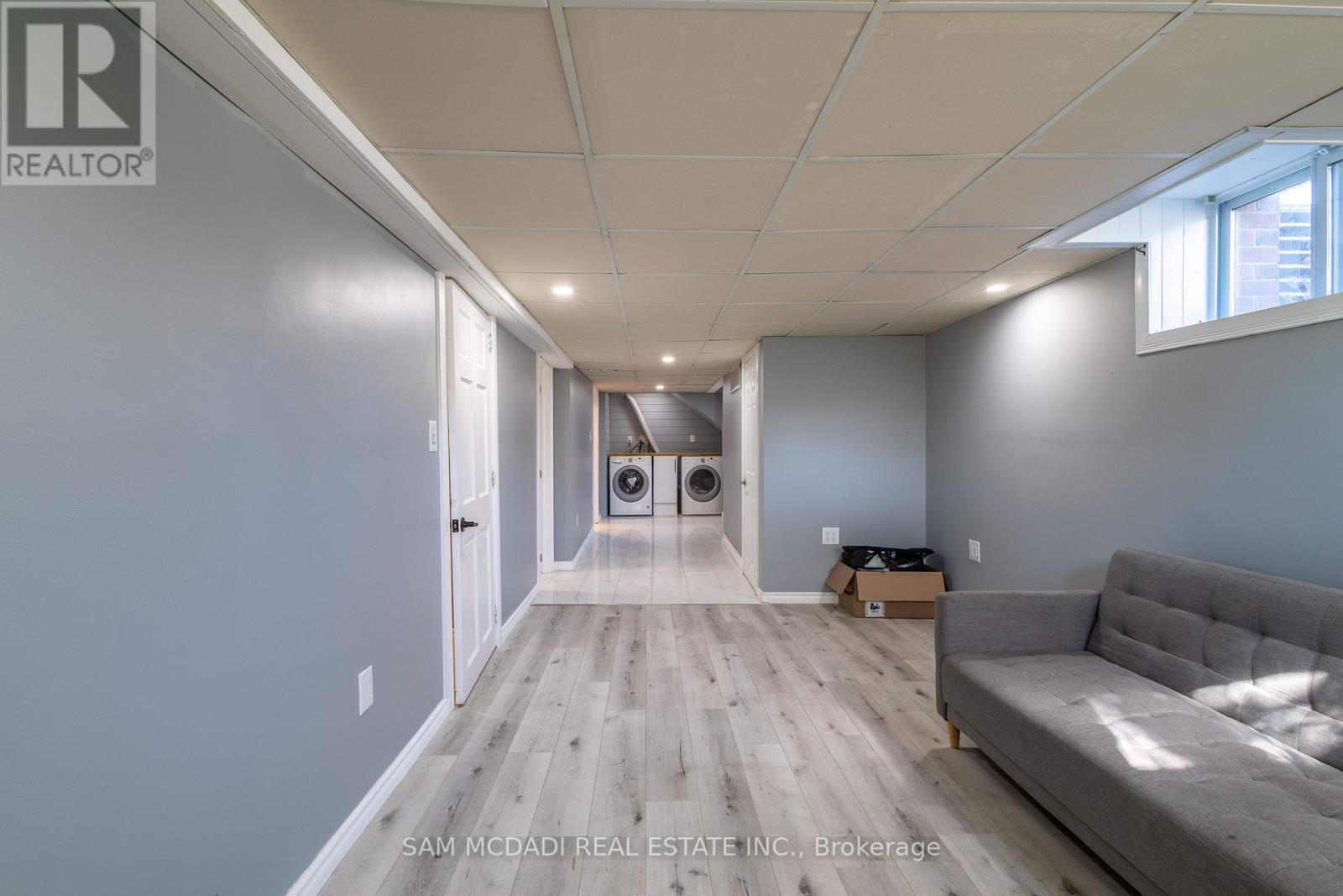 55 Allan Avenue, Hamilton, ON - Indoor
