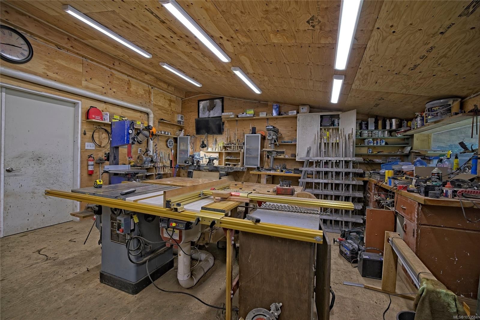 378 Rainbow Rd, Salt Spring, BC