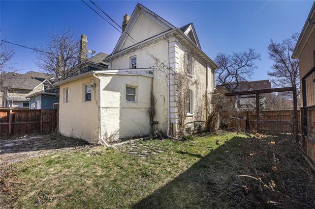 490 Spence St, Winnipeg, MB