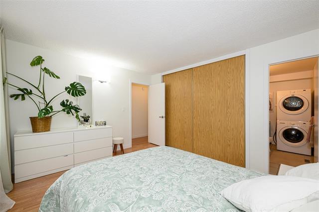 345 Ashworth St, Winnipeg, MB