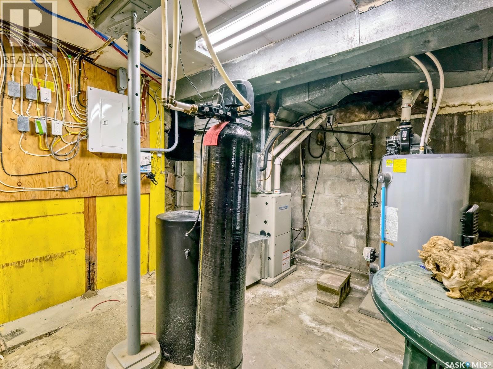 204 2Nd Avenue W, Biggar, SK - Indoor Photo Showing Basement