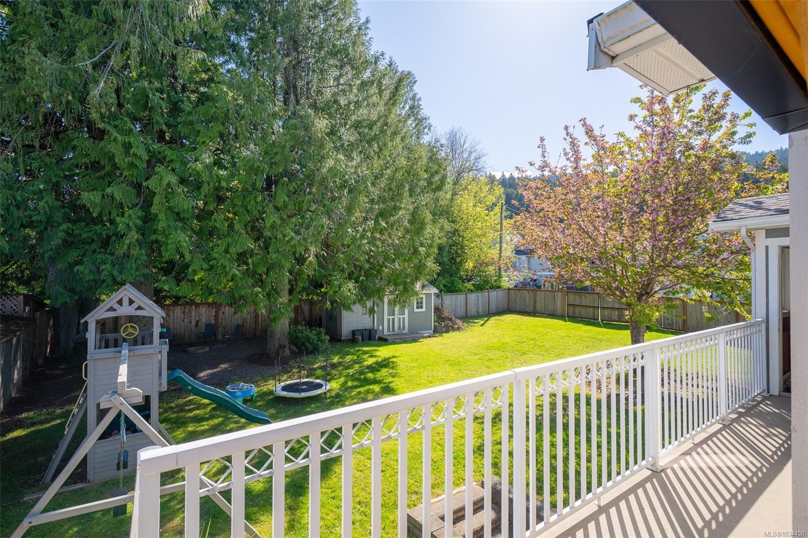 502 Davis Rd, Ladysmith, BC