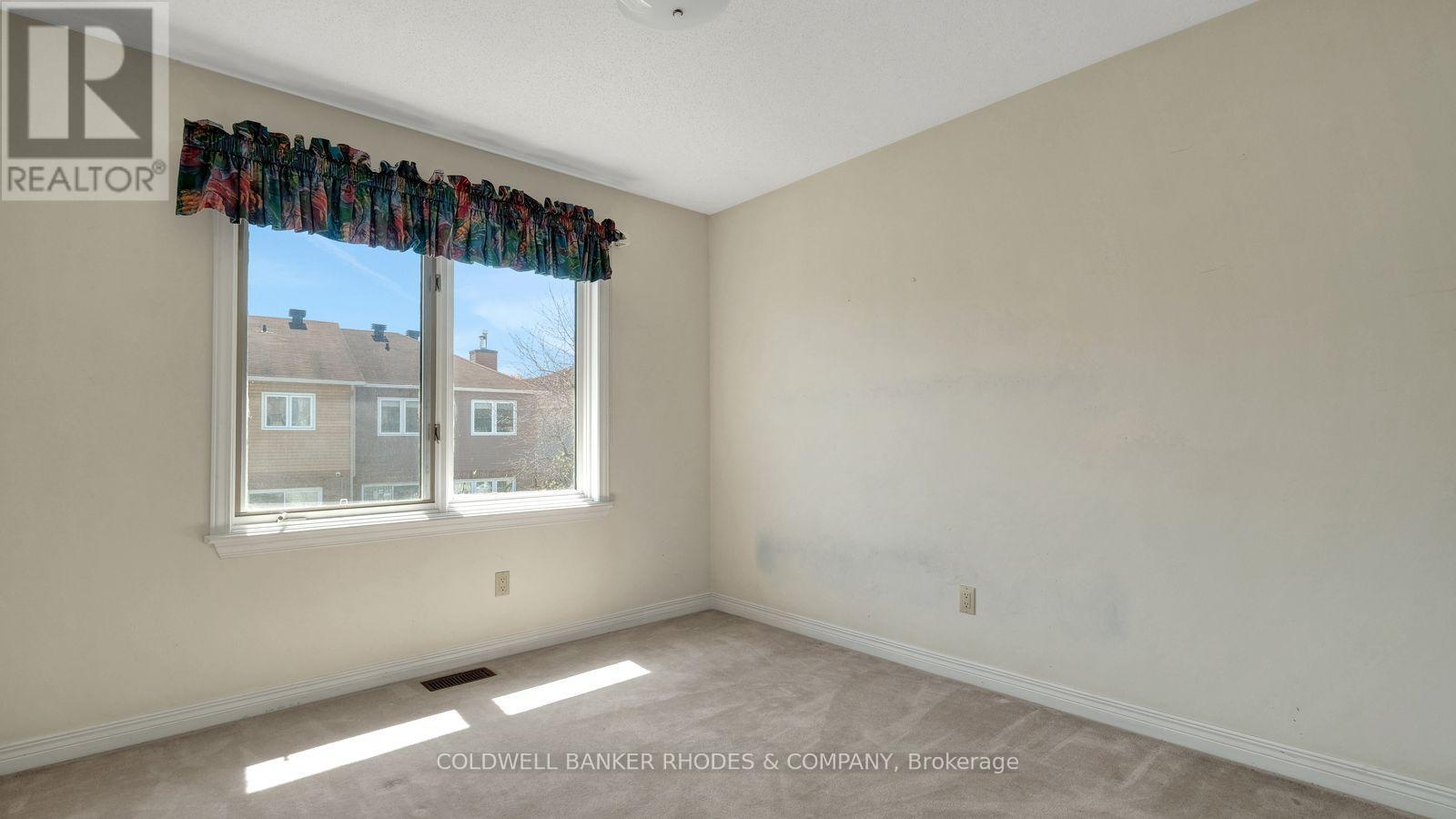 1626 Blohm Drive, Ottawa, ON - Indoor Photo Showing Other Room