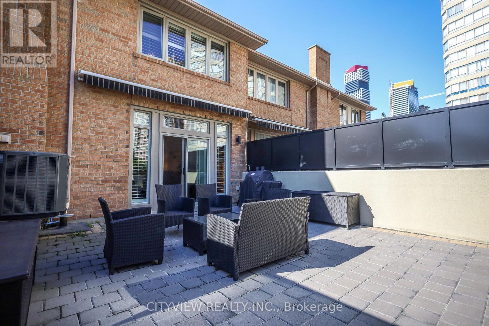 3593 Kariya Drive, Mississauga, ON - Outdoor With Deck Patio Veranda