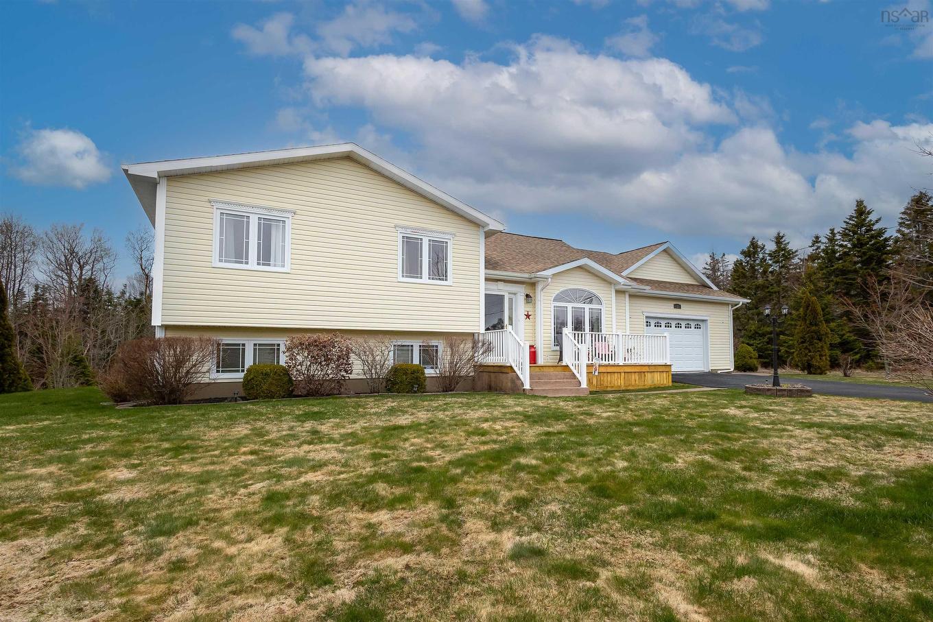 2 Willis Avenue, Coxheath, NS
