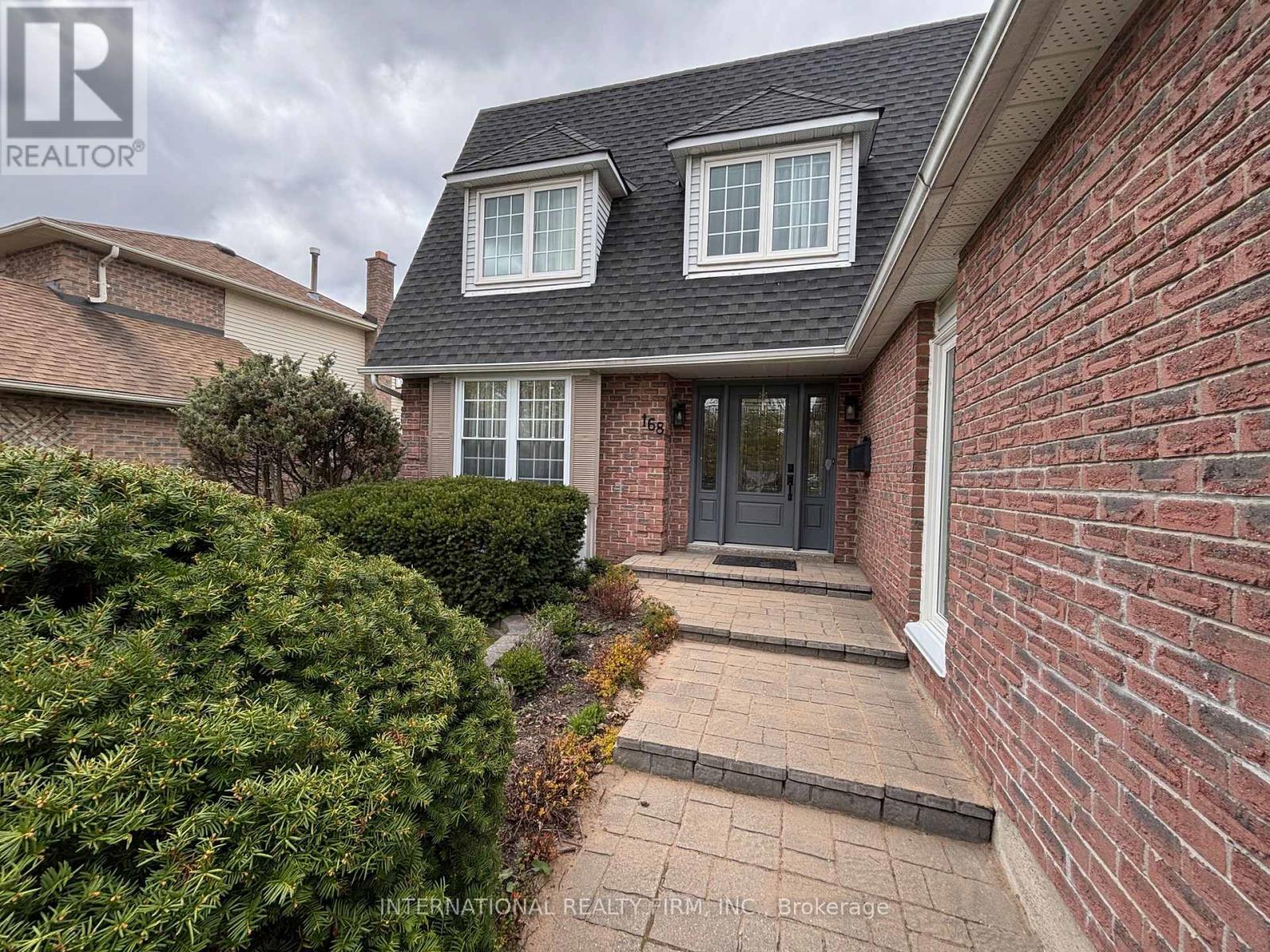 168 Willow Lane, Newmarket, ON - Outdoor