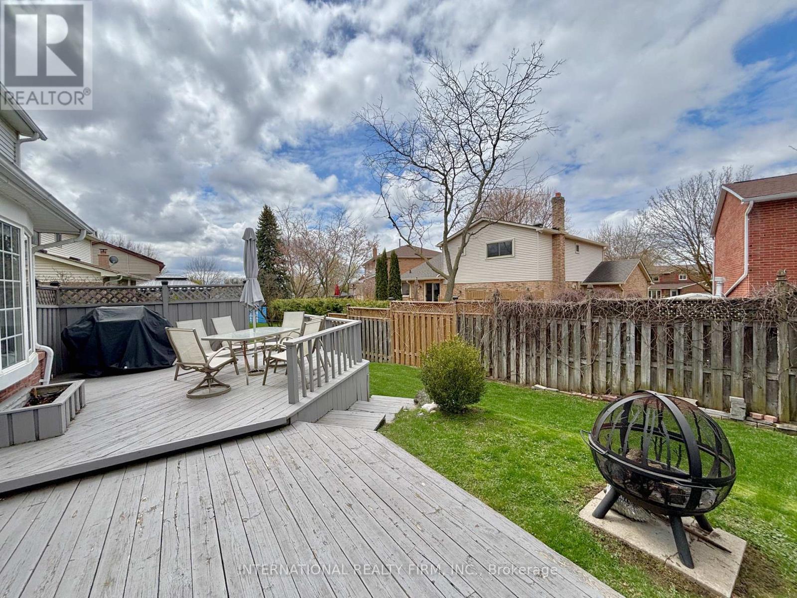168 Willow Lane, Newmarket, ON - Outdoor With Deck Patio Veranda With Exterior