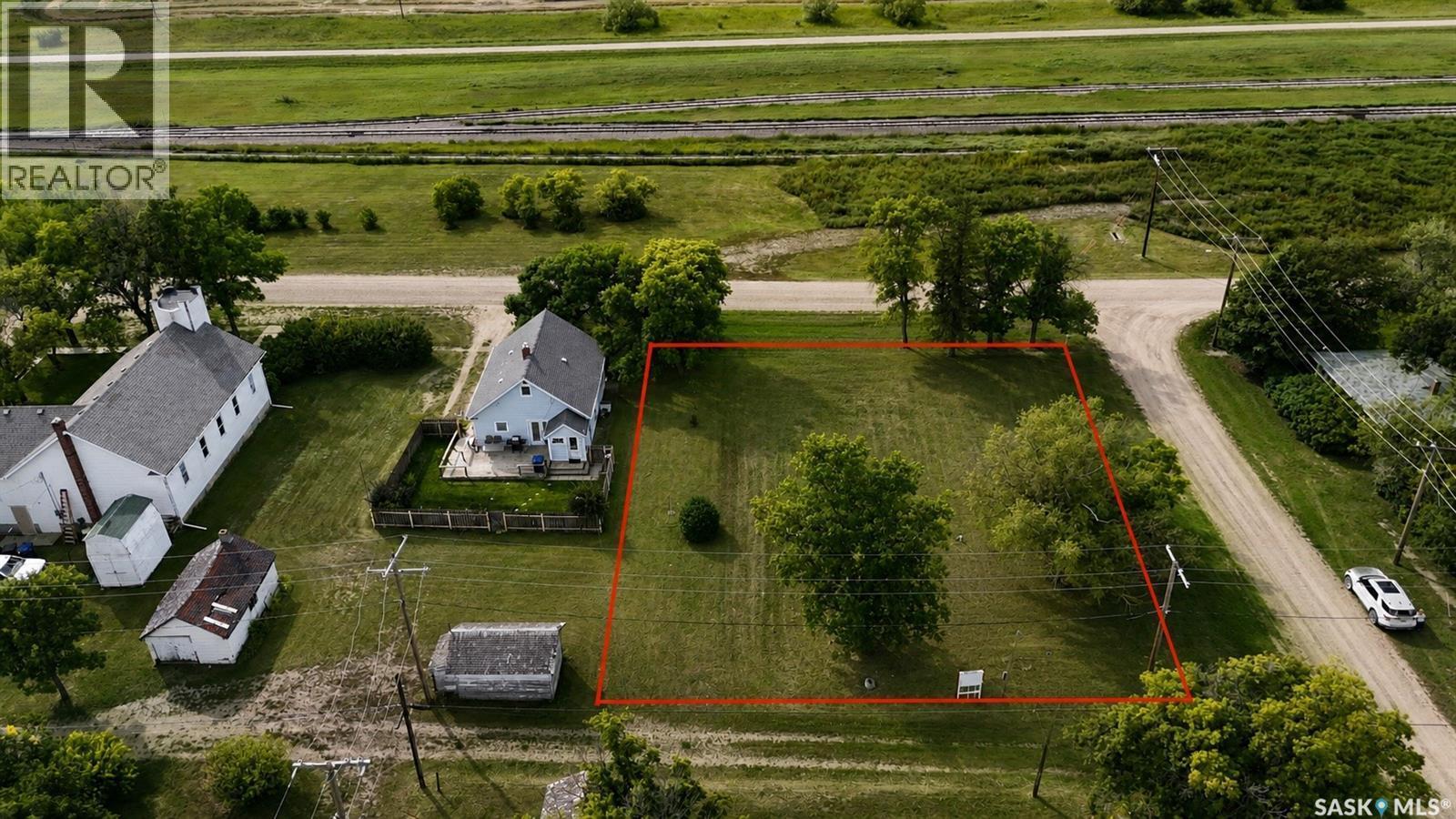 136 Railway Avenue, Loreburn, SK