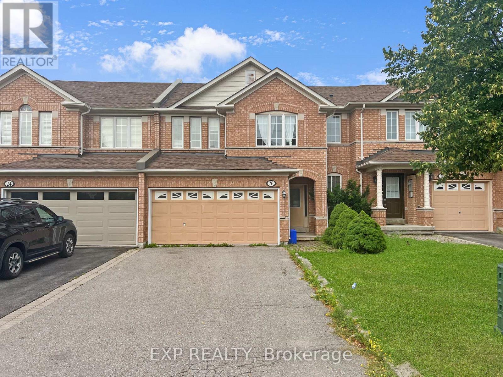 Upper - 26 Millcliff Circle, Aurora, ON - Outdoor With Facade