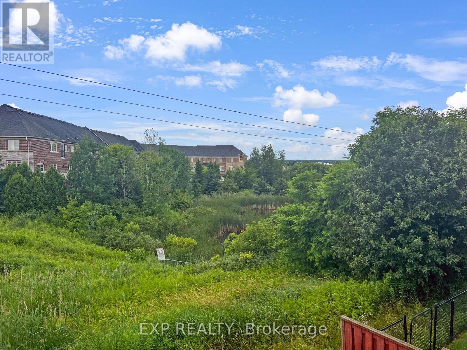 Upper - 26 Millcliff Circle, Aurora, ON - Outdoor With View