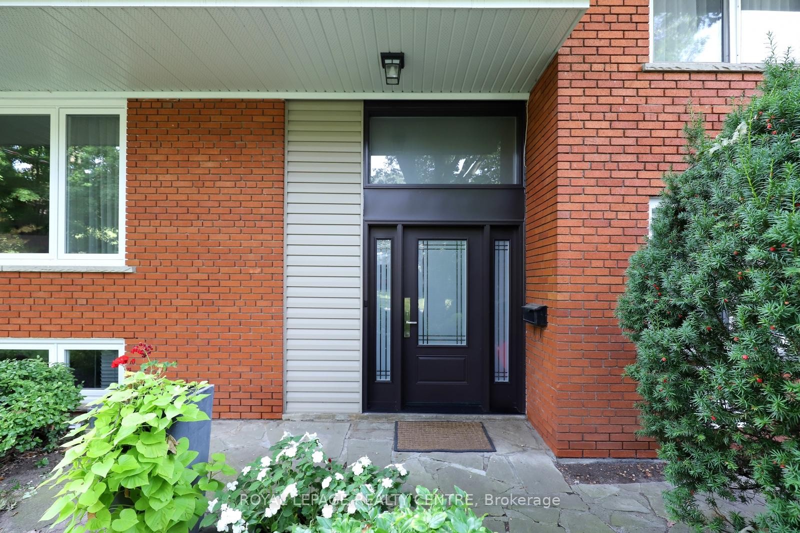 3338 Enniskillen Circle, Mississauga, ON - Outdoor With Exterior