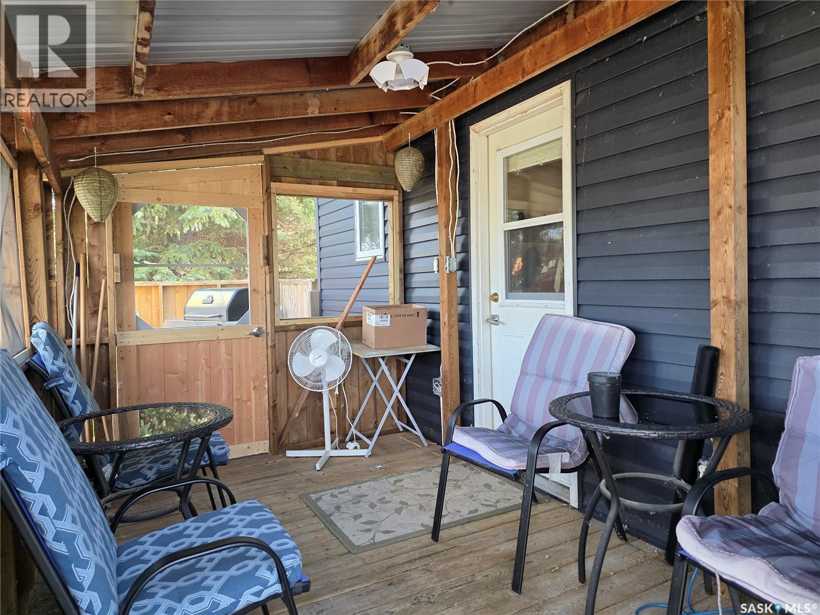 539 Mistusinne Crescent, Mistusinne, SK - Outdoor With Deck Patio Veranda With Exterior