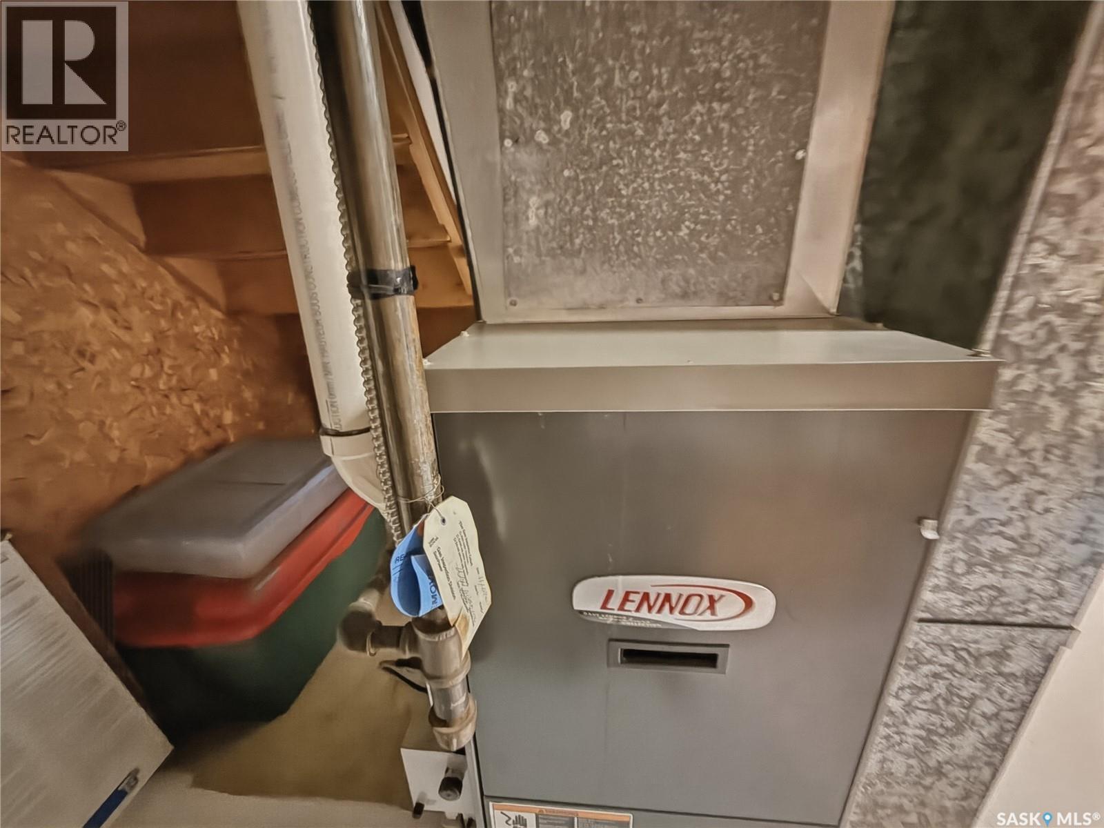 300 Ash Place, Swift Current, SK - Indoor Photo Showing Basement