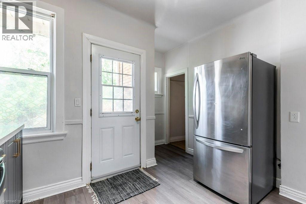123 Gage Avenue N, Hamilton, ON - Indoor Photo Showing Other Room
