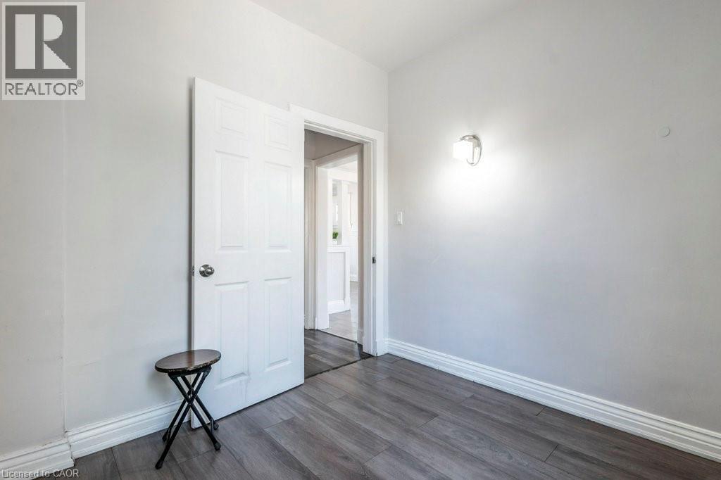 123 Gage Avenue N, Hamilton, ON - Indoor Photo Showing Other Room