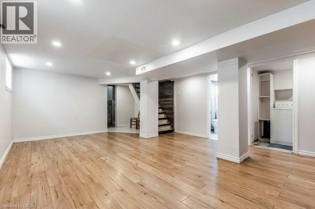 123 Gage Avenue N, Hamilton, ON - Indoor