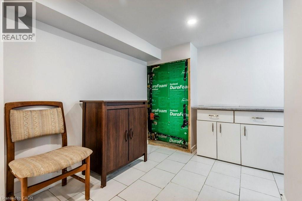 123 Gage Avenue N, Hamilton, ON - Indoor Photo Showing Other Room