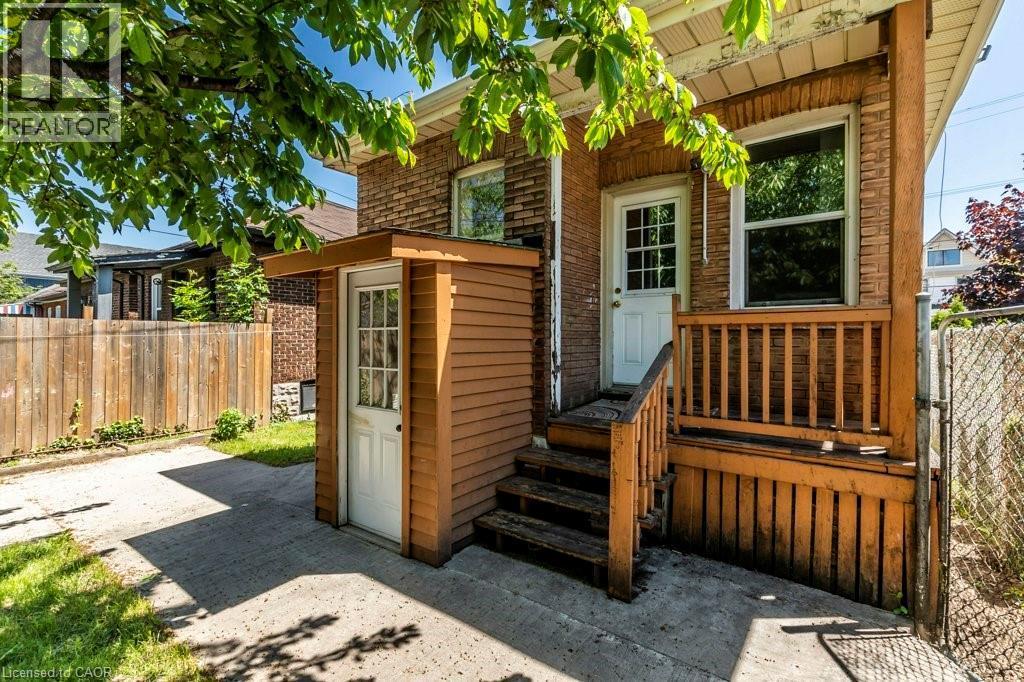 123 Gage Avenue N, Hamilton, ON - Outdoor With Exterior