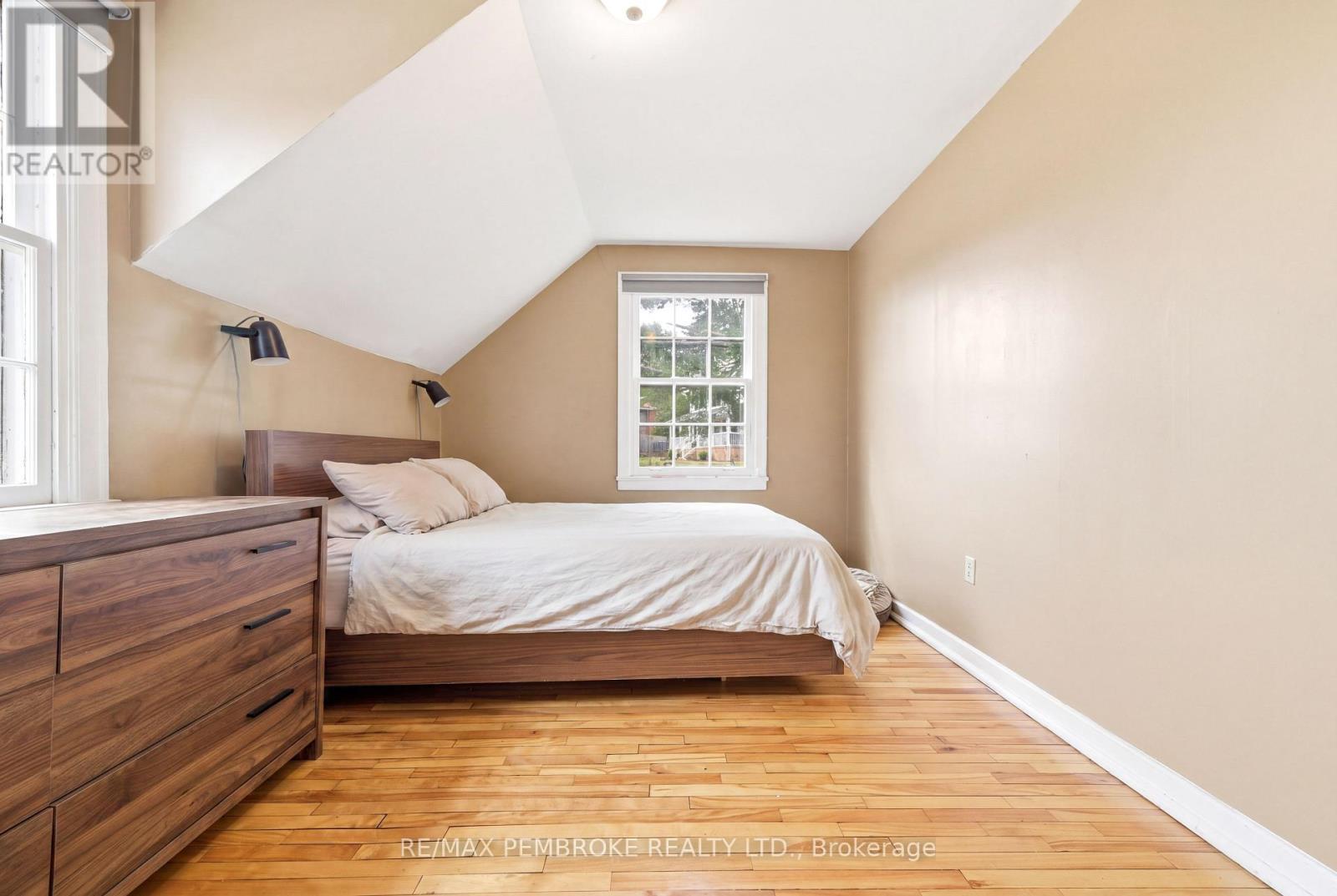 67 Alder Crescent, Deep River, ON - Indoor Photo Showing Bedroom