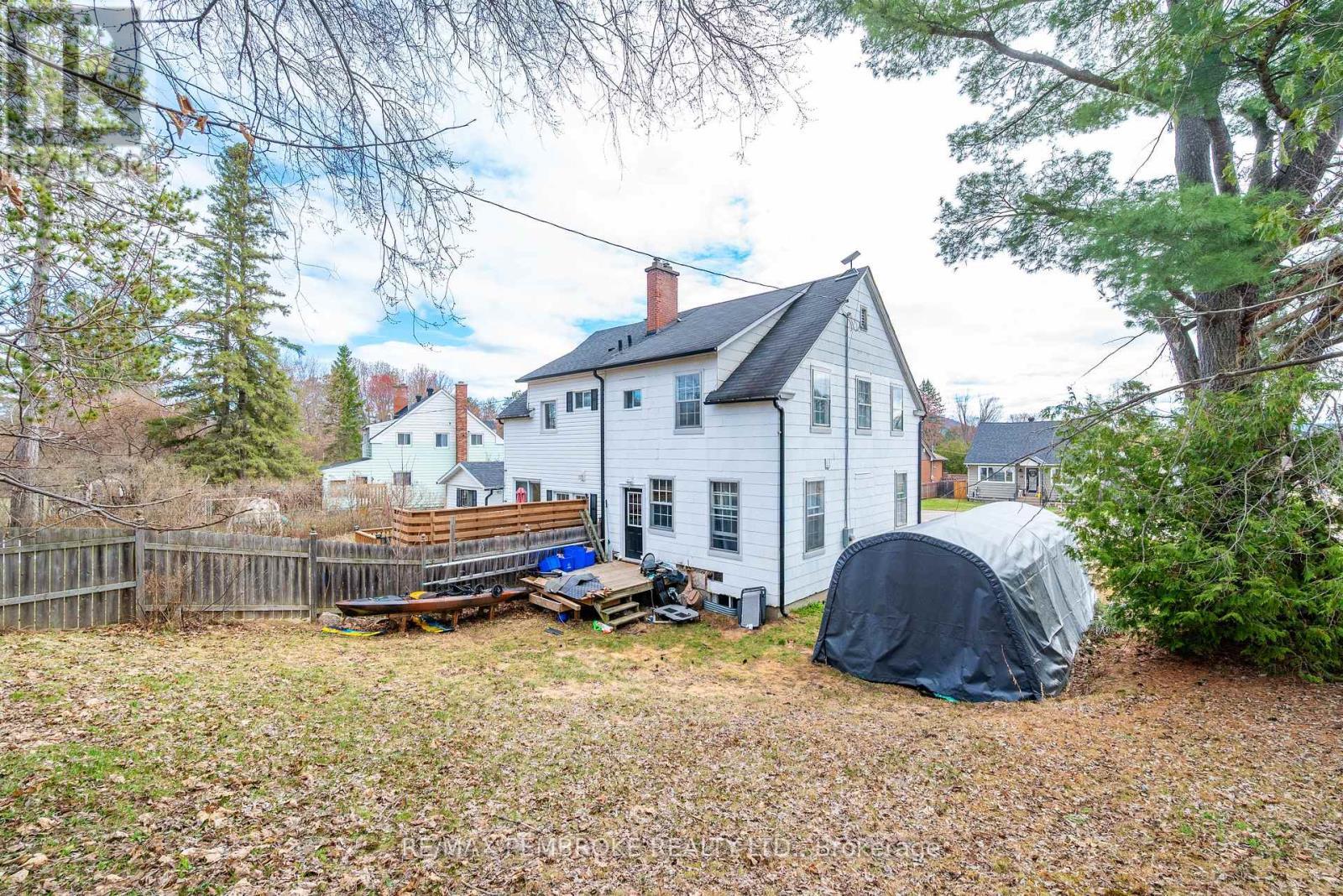 67 Alder Crescent, Deep River, ON - Outdoor