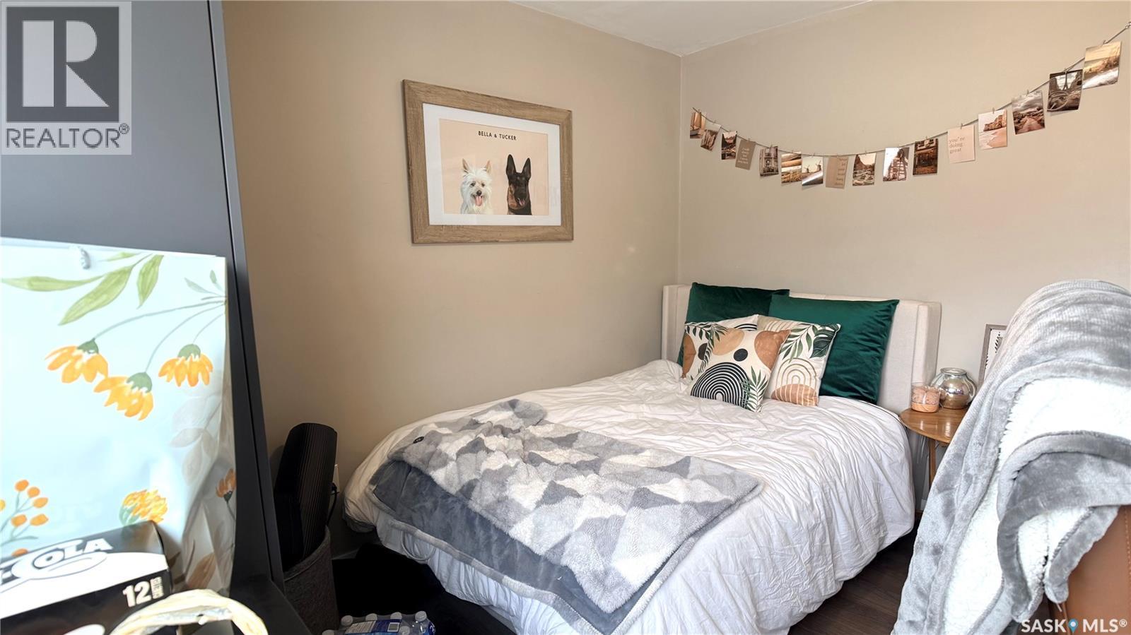 1537 Second Street, Estevan, SK - Indoor Photo Showing Bedroom